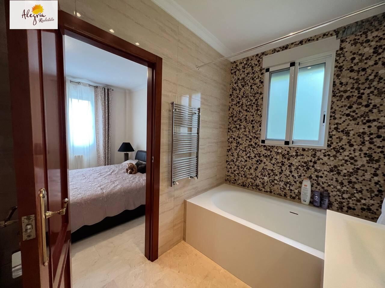 Villa i Cullera, Valencia, Spanien 5 sovrum, 400 kvm. Nr. 179295