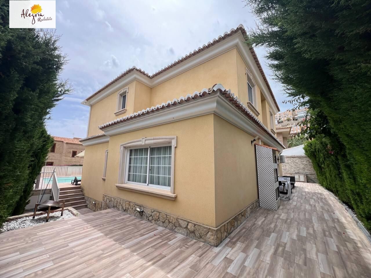 Villa i Cullera, Valencia, Spanien 5 sovrum, 400 kvm. Nr. 179295