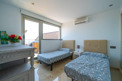 Ático en venta en Alicante, España 2 dormitorios, 130 m2 No. 179298 - foto 9
