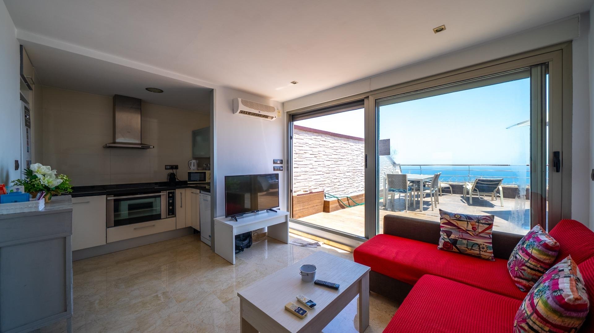 Kattohuoneisto Alicante, Espanja 2 makuuhuonetta, 130 m2 No. 179298