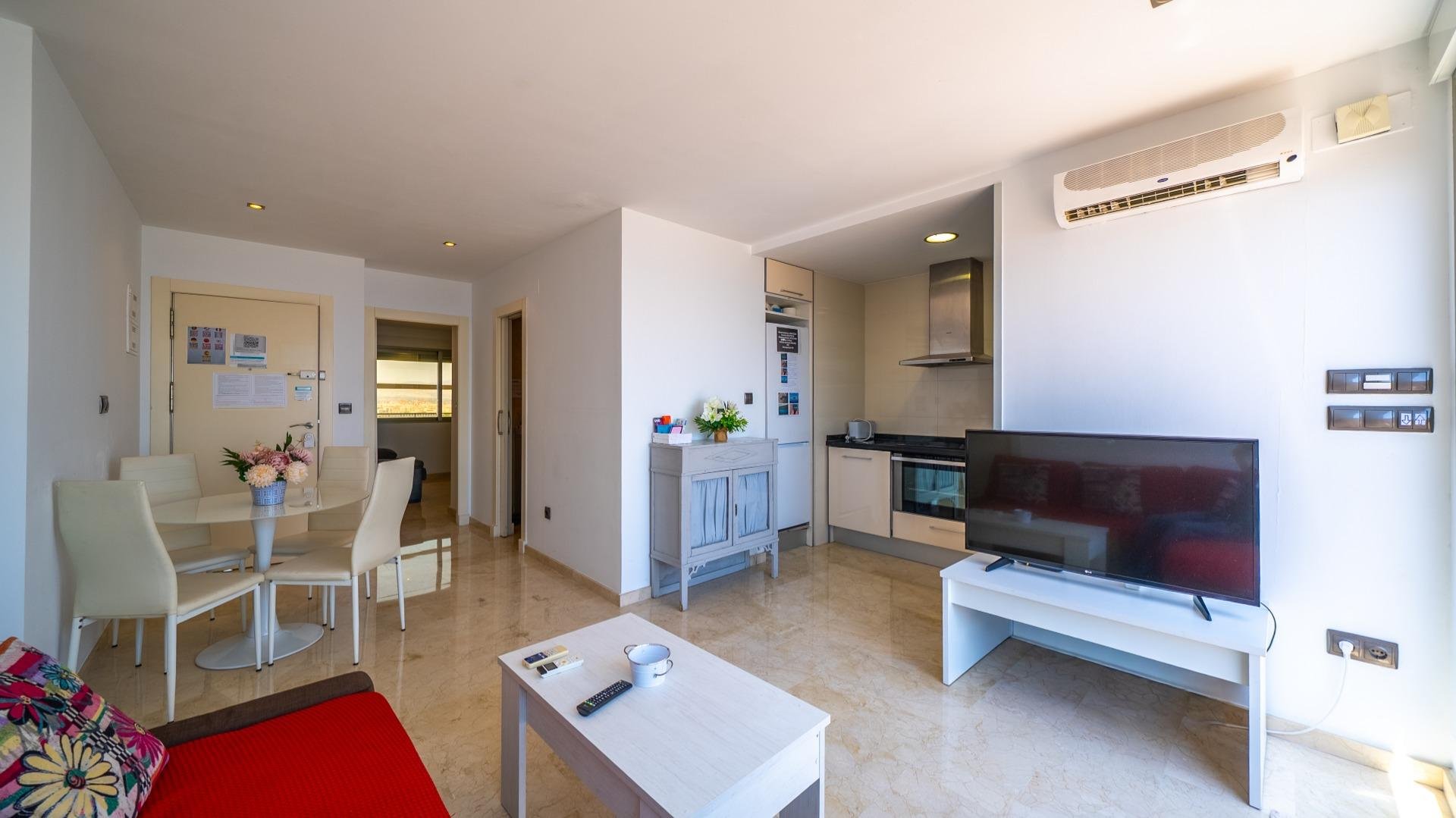 Kattohuoneisto Alicante, Espanja 2 makuuhuonetta, 130 m2 No. 179298