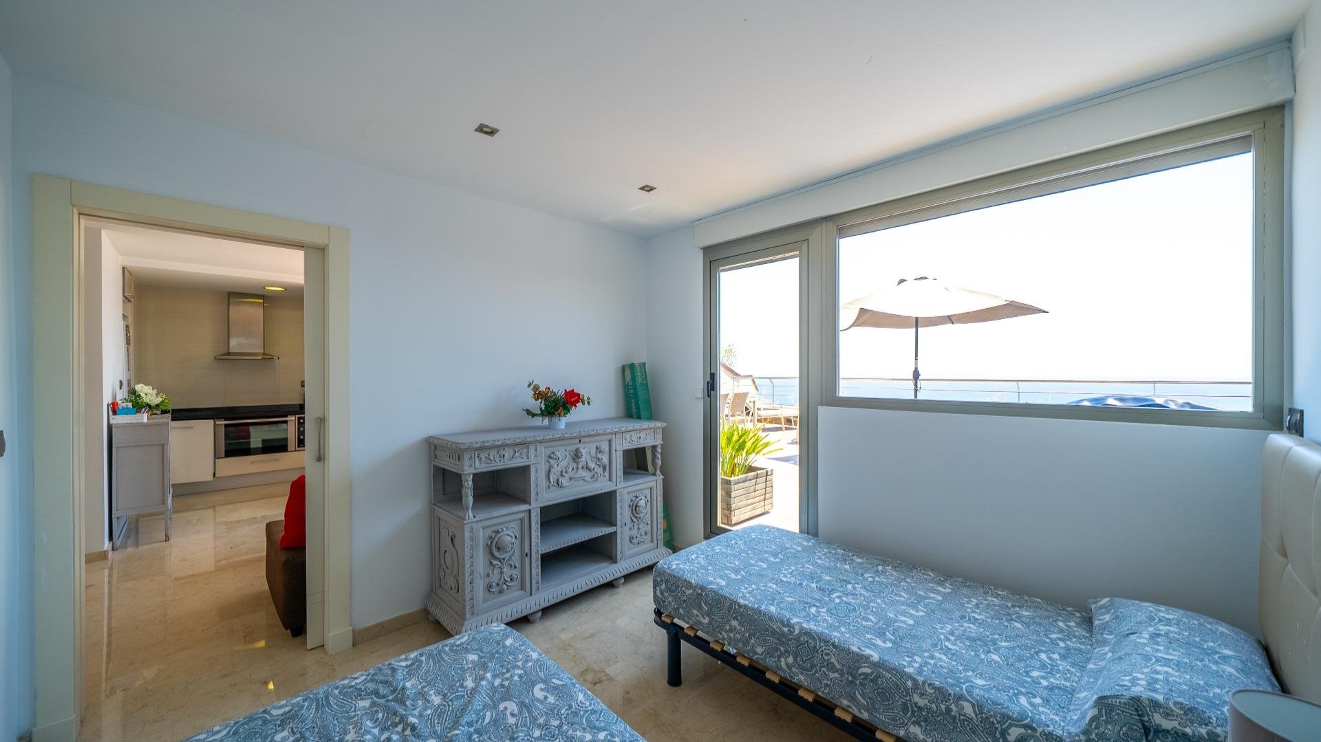 Kattohuoneisto Alicante, Espanja 2 makuuhuonetta, 130 m2 No. 179298