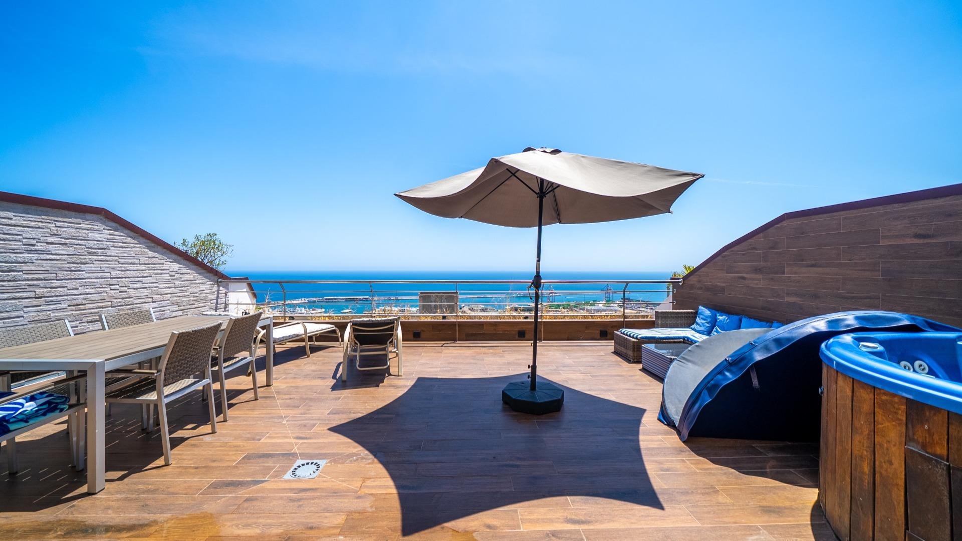 Kattohuoneisto Alicante, Espanja 2 makuuhuonetta, 130 m2 No. 179298