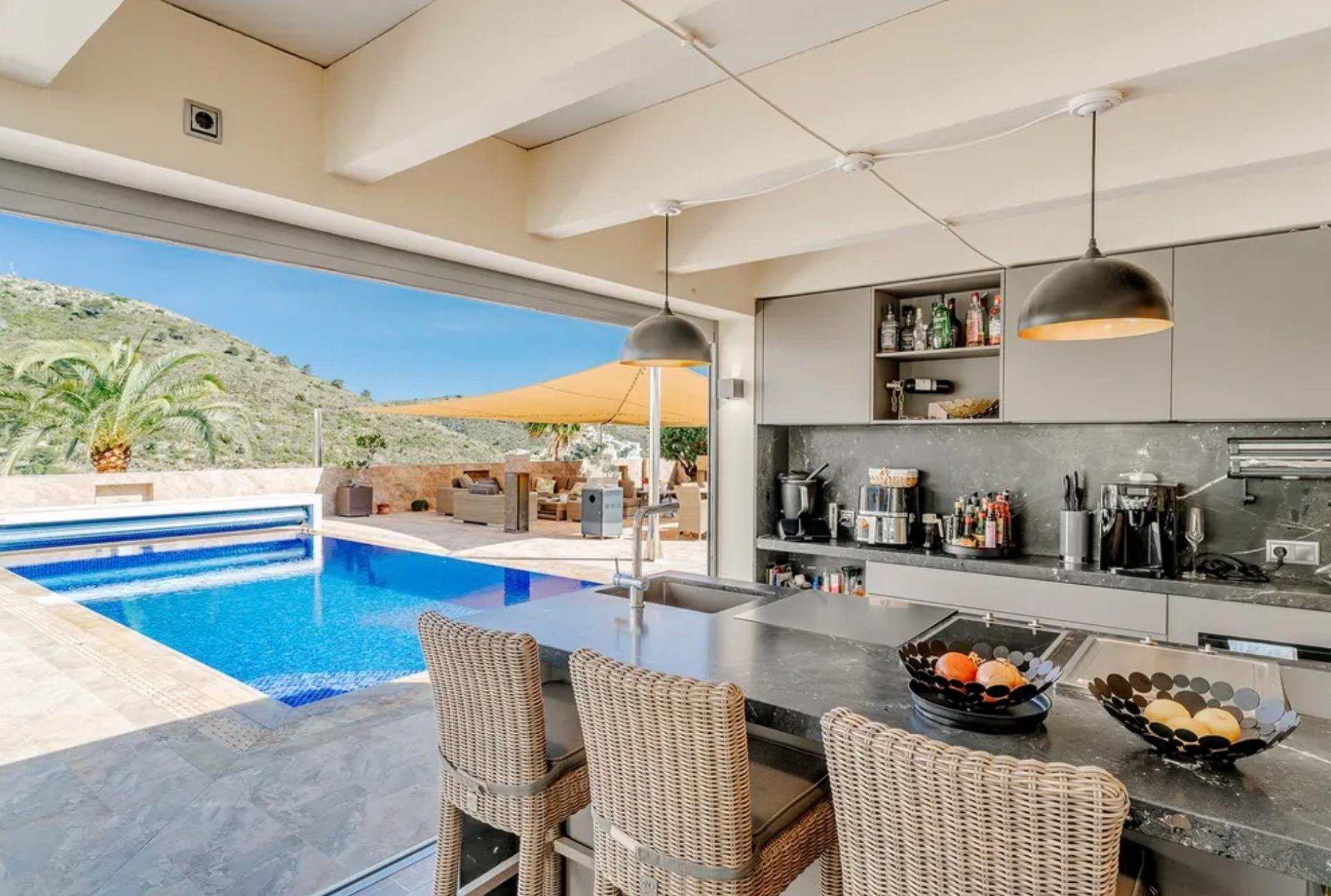Villa in Moraira, Alicante, Spain 247 sq.m. No. 179296