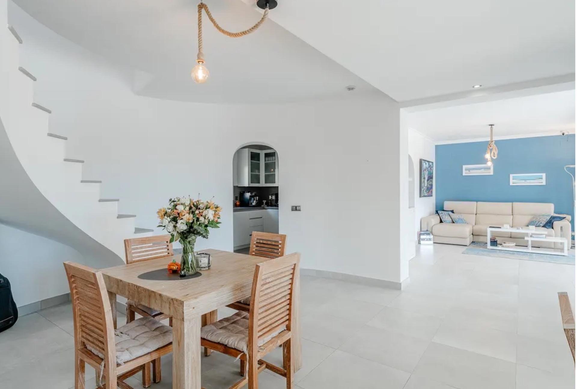 Villa in Moraira, Alicante, Spain 247 sq.m. No. 179296
