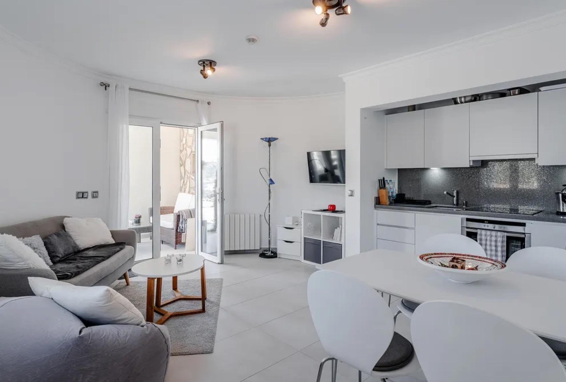 Villa in Moraira, Alicante, Spain 247 sq.m. No. 179296