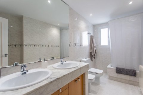 Продажа дома в Эль Масноу, Барселона, Испания 4 спальни, №140797 - фото 24