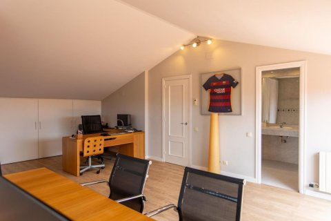 Продажа дома в Эль Масноу, Барселона, Испания 4 спальни, №140797 - фото 30