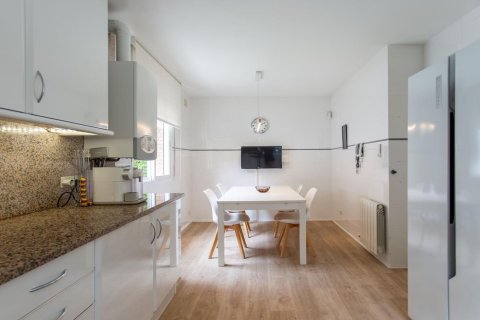 Продажа дома в Эль Масноу, Барселона, Испания 4 спальни, №140797 - фото 18