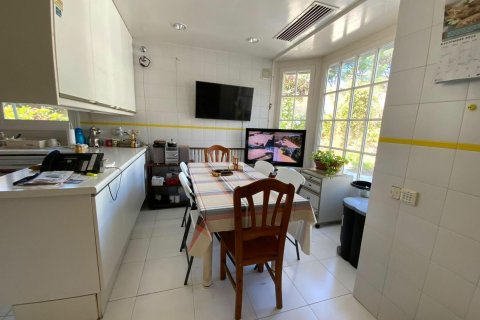 Сasa en venta en Sant Vicenc De Montalt, Barcelona, España 7 dormitorios, No. 140795 - foto 24