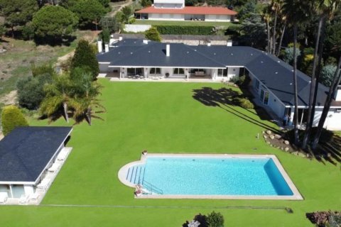 Сasa en venta en Sant Vicenc De Montalt, Barcelona, España 7 dormitorios, No. 140795 - foto 1