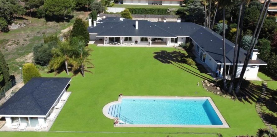 Сasa en Sant Vicenc De Montalt, Barcelona, España 7 dormitorios, No. 140795