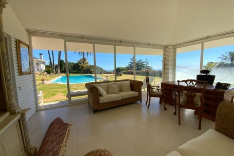 Сasa en venta en Sant Vicenc De Montalt, Barcelona, España 7 dormitorios, No. 140795 - foto 5