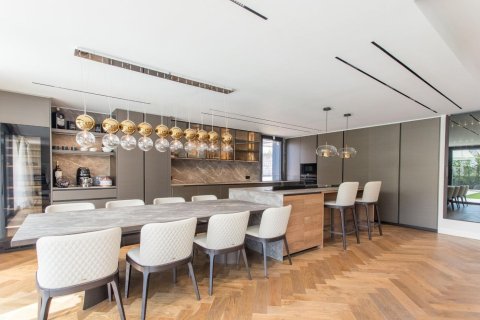 Сasa en venta en Sant Andreu de Llavaneres, Barcelona, España 5 dormitorios, No. 140799 - foto 3