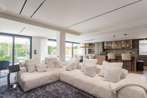 Сasa en venta en Sant Andreu de Llavaneres, Barcelona, España 5 dormitorios, No. 140799 - foto 10