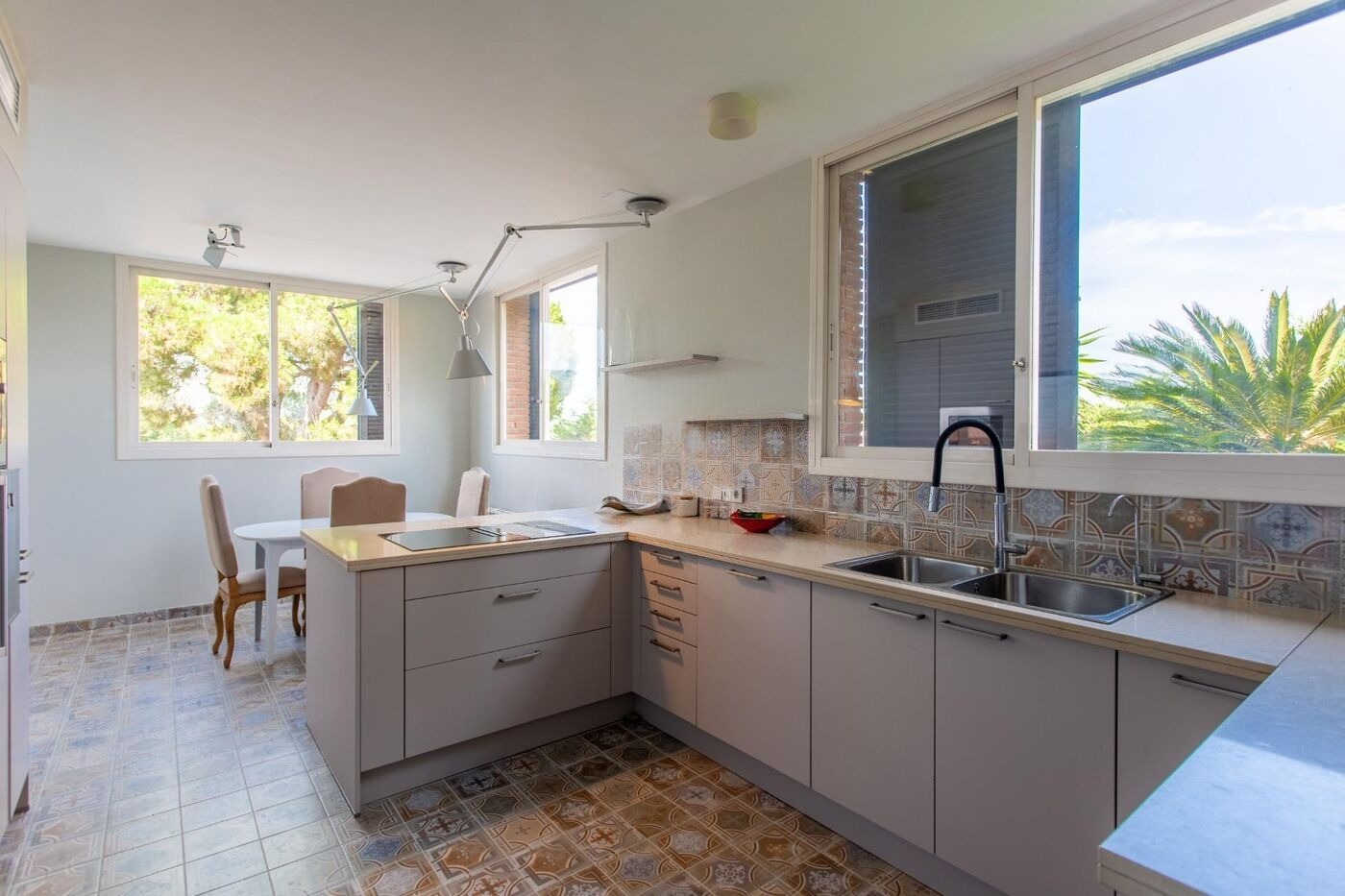Dom w Sant Andreu de Llavaneres, Barcelona, Hiszpania 5 sypialni,  nr 140798
