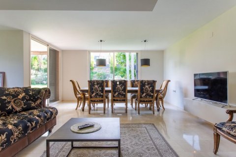 Сasa en venta en Sant Andreu de Llavaneres, Barcelona, España 5 dormitorios, No. 140798 - foto 9