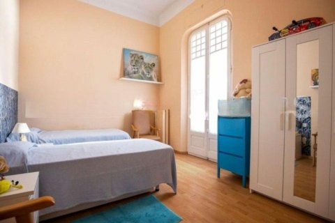 Hus till salu i Sant Vicenc De Montalt, Barcelona, Spanien 9 sovrum, 1600 kvm. Nr. 140794 - foto 27