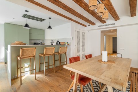 Huoneisto myytävänä Barcelona, Espanja, 3 makuuhuonetta, 172 m2 No. 143310 - kuva 6