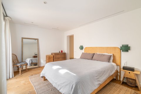 Huoneisto myytävänä Barcelona, Espanja, 3 makuuhuonetta, 172 m2 No. 143310 - kuva 11