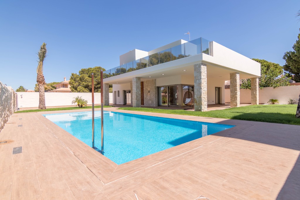 Villa à Campoamor, Alicante, Espagne 5 chambres, 256 m2 No. 144886