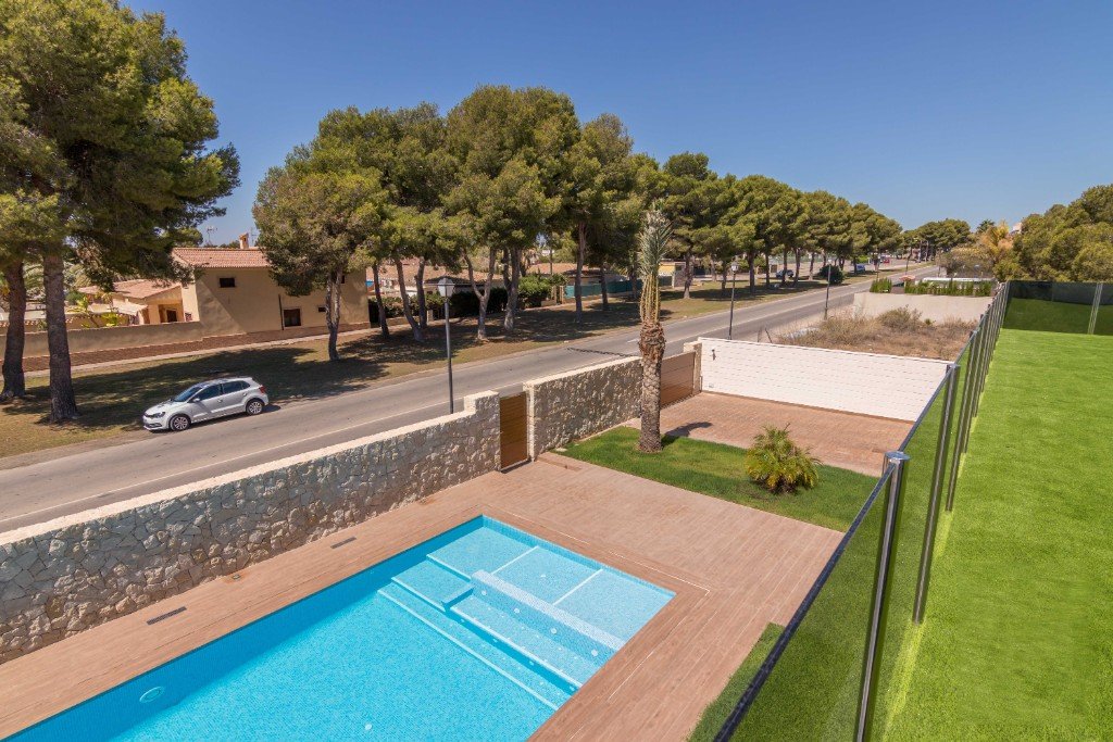Villa à Campoamor, Alicante, Espagne 5 chambres, 256 m2 No. 144886