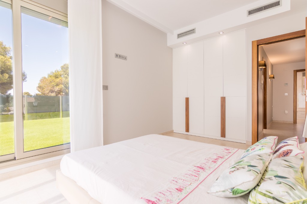 Villa à Campoamor, Alicante, Espagne 5 chambres, 256 m2 No. 144886
