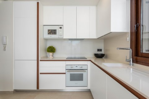 Huoneisto myytävänä Los Balcones, Alicante, Espanja, 2 makuuhuonetta, 63 m2 No. 144890 - kuva 5