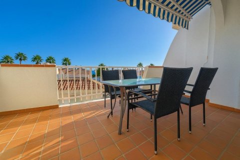 Townhouse for sale in Cabo Roig, Alicante, Spain 3 bedrooms, 99 sq.m. No. 146901 - photo 3