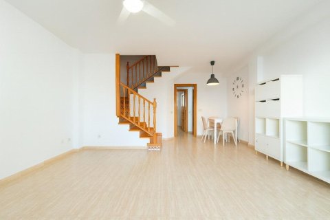 Townhouse for sale in Cabo Roig, Alicante, Spain 3 bedrooms, 99 sq.m. No. 146901 - photo 8