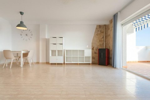 Townhouse for sale in Cabo Roig, Alicante, Spain 3 bedrooms, 99 sq.m. No. 146901 - photo 7