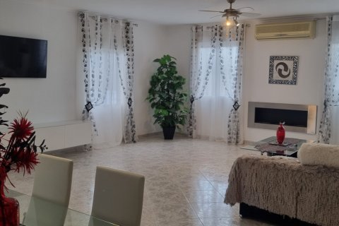 Продажа виллы в Хондон-де-лос-Фрайлес, Аликанте, Испания 6 спален, 516м2 №146904 - фото 10