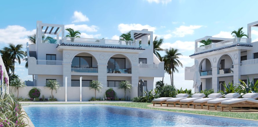 Bungalow Ciudad Quesada, Alicante, Spain 2 bedrooms, 89 sq.m. No. 133823