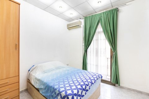 Apartamento en venta en Barcelona, España 3 dormitorios, No. 140830 - foto 20