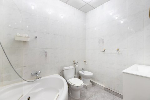 Apartamento en venta en Barcelona, España 3 dormitorios, No. 140830 - foto 18
