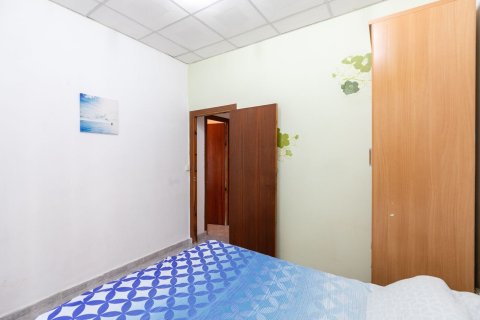 Apartamento en venta en Barcelona, España 3 dormitorios, No. 140830 - foto 22