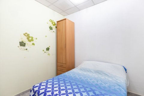 Apartamento en venta en Barcelona, España 3 dormitorios, No. 140830 - foto 21