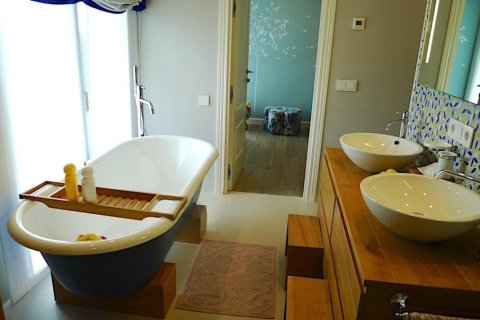 Продажа дома в Калонже, Герона, Испания 6 спален,  №140834 - фото 26