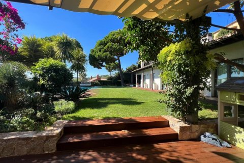 Продажа дома в Калонже, Герона, Испания 6 спален,  №140834 - фото 8