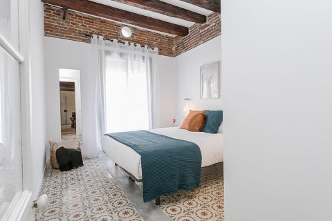 Apartment à vendre à Barcelona, Espagne, 2 chambres, No. 140833 - photo 15