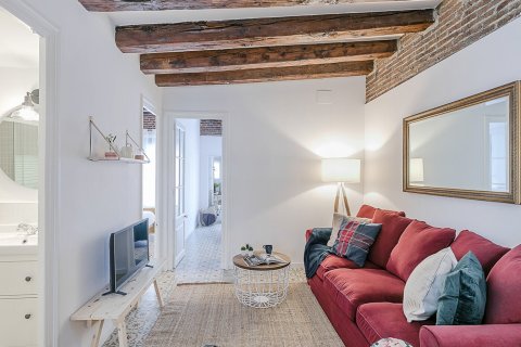 Apartment à vendre à Barcelona, Espagne, 2 chambres, No. 140833 - photo 6