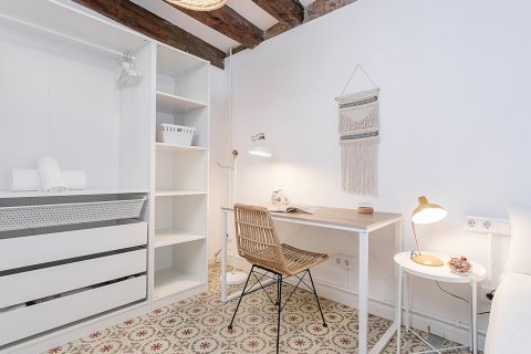 Apartment à vendre à Barcelona, Espagne, 2 chambres, No. 140833 - photo 30