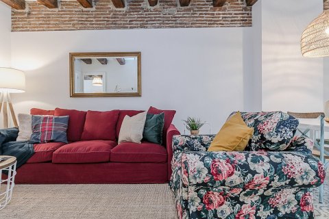 Apartment à vendre à Barcelona, Espagne, 2 chambres, No. 140833 - photo 7