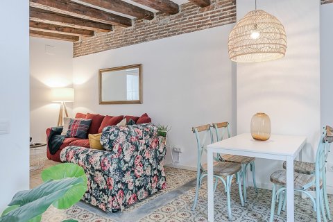 Apartment à vendre à Barcelona, Espagne, 2 chambres, No. 140833 - photo 5