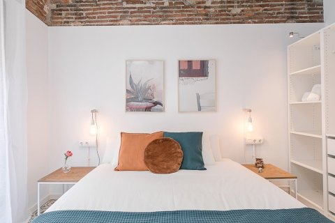 Apartment à vendre à Barcelona, Espagne, 2 chambres, No. 140833 - photo 18