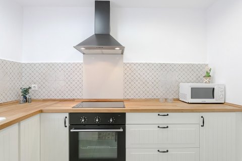 Apartment à vendre à Barcelona, Espagne, 2 chambres, No. 140833 - photo 12