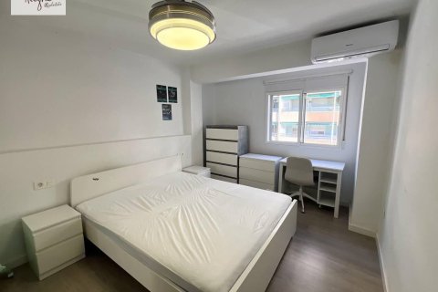 Apartment à louer à Valencia, Espagne, 1 chambre, 63 m2 No. 149475 - photo 15