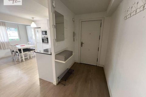 Apartment à louer à Valencia, Espagne, 1 chambre, 63 m2 No. 149475 - photo 9