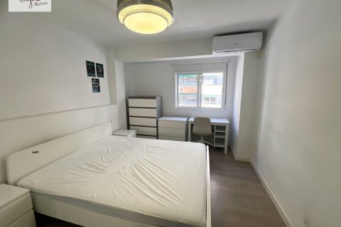 Apartment à louer à Valencia, Espagne, 1 chambre, 63 m2 No. 149475 - photo 17