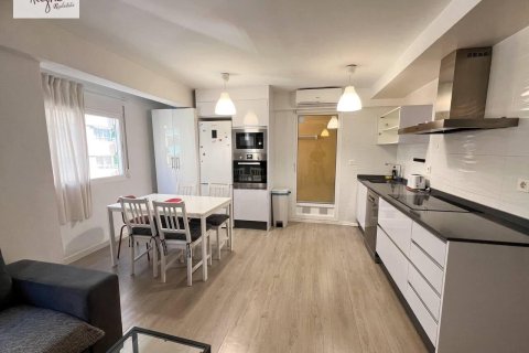 Apartment à louer à Valencia, Espagne, 1 chambre, 63 m2 No. 149475 - photo 3